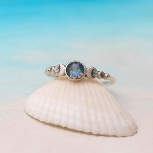 ANILLO MAJESTUOSO CICLO LUNAR PIEDRA LUNA
